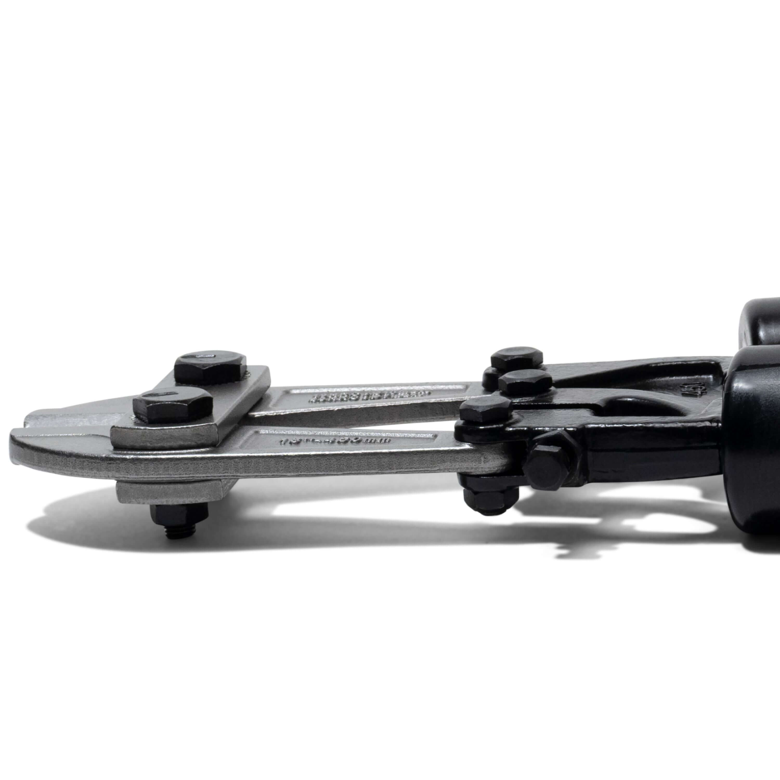 18-Inch Fiberglass Handle Bolt Cutter - Image 5