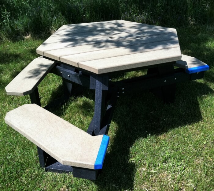 Hexagonal Table - ADA